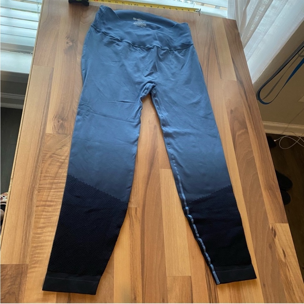 SHEFIT Women’s 2 Luxe Ombré Blue Leggings - Picture 9 of 10